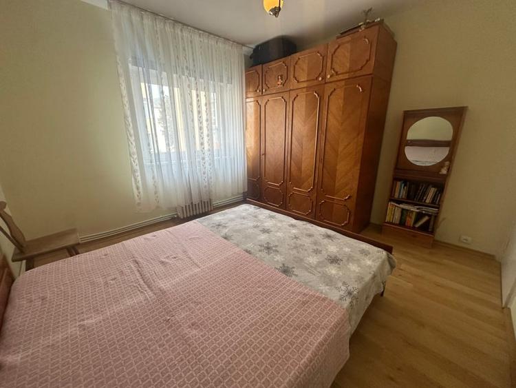 Apartament 2 camere|48 mp, etaj 1| zona Cugir - 2