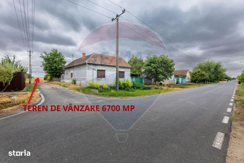 Teren de vanzare cu poten?ial construibil 6,700mp Variasu Mare - 2