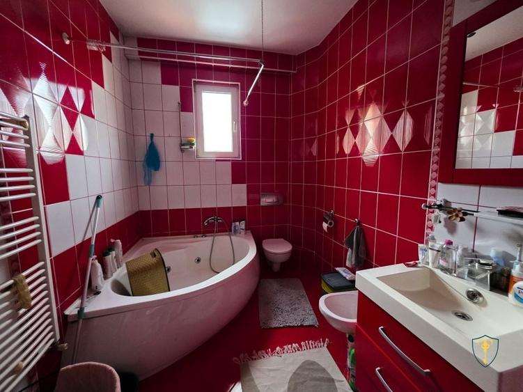 Apartament spațios cu terasă de 40 mp în vilă modernă Buna Ziua - 12