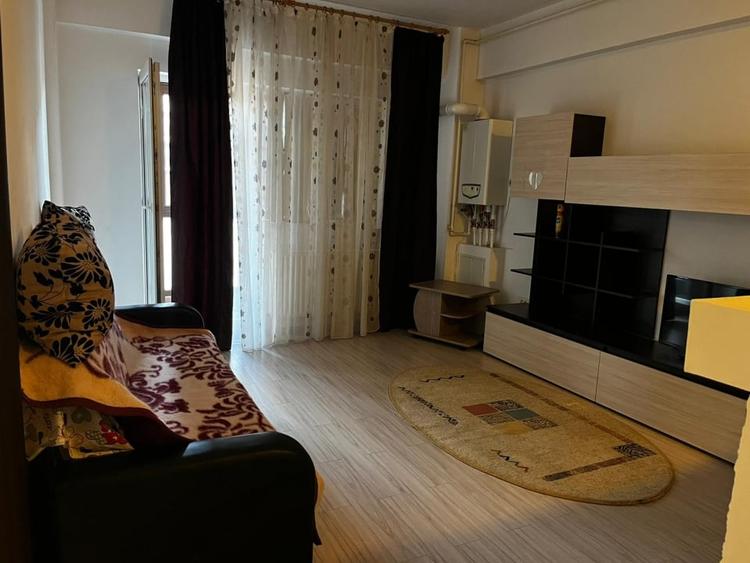 Inchiriere apartament 2 camere str. Rezervelor 54 - 3