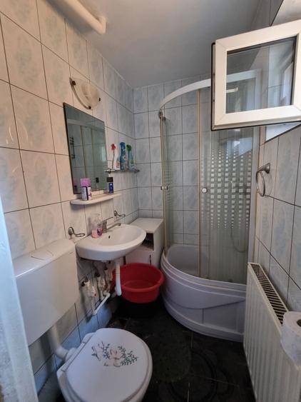 Vand apartament 2 camere - 2