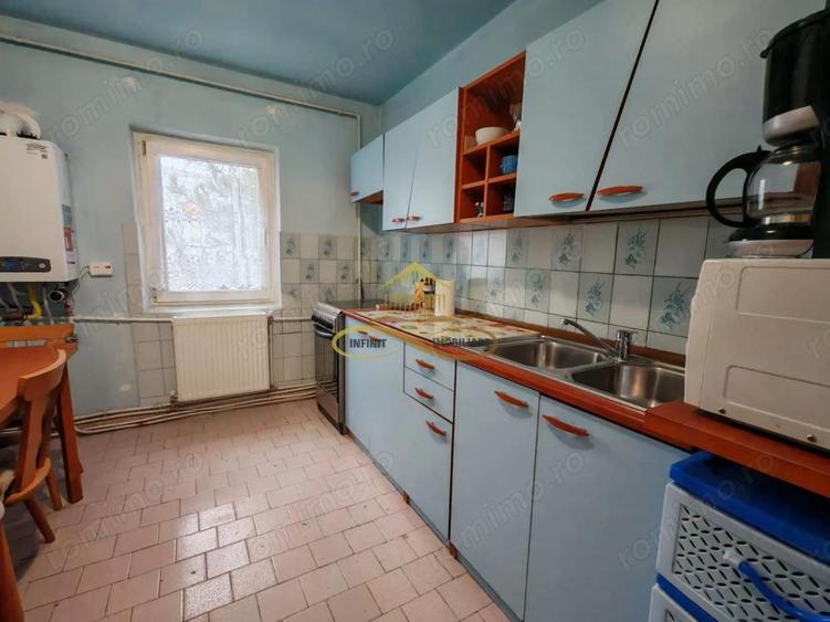 Inchiriez apartament 3 camere semidecomandate, etaj 1, zona Narcisa - 7