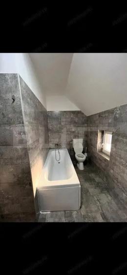 Casa duplex de inchiriat- 4 camere, zona Ipotesti - 8