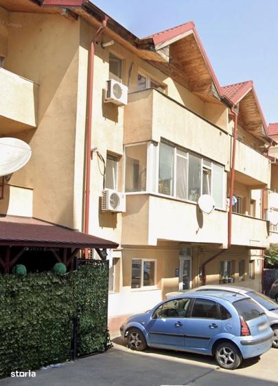 Garsoniera spatioasa cu bucatarie separata, parter an 2011 - 5