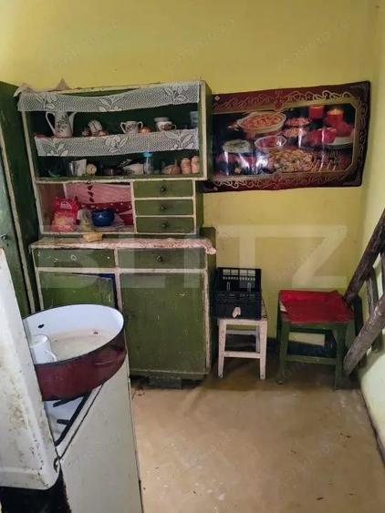 casa spatioasa de vinzare,ideala pentru confort si liniste - 7