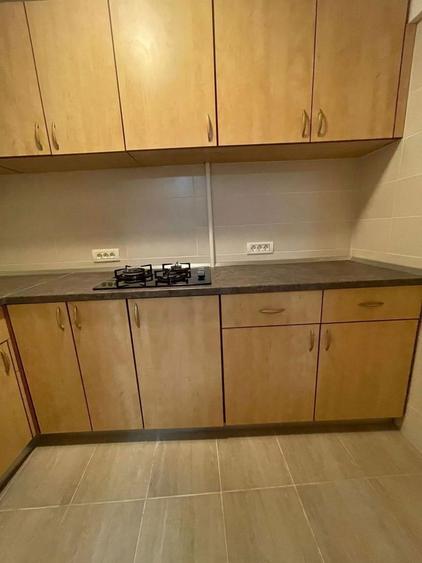 Proprietar inchiriez garsoniera Str Luntrei ( 7 minute de Obor ) Sect 2 - 3