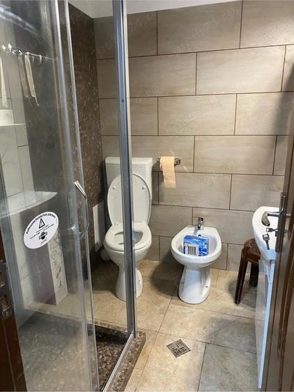 apartament 3 camere, doua bai - 2