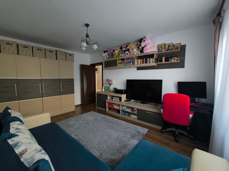 *Mobilat & Utilat* Apartament 2 camere Cris Estate - 3