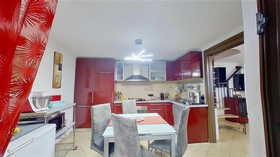 TUR 3D! Refugiu rafinat in Schei, Casa cu 3 camere amenajata cu stil, Brasov - 4