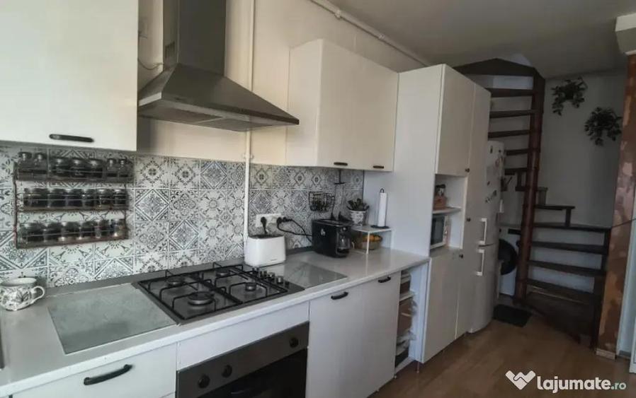 Apartament 3 camere, tip duplex - zona Noua - 1