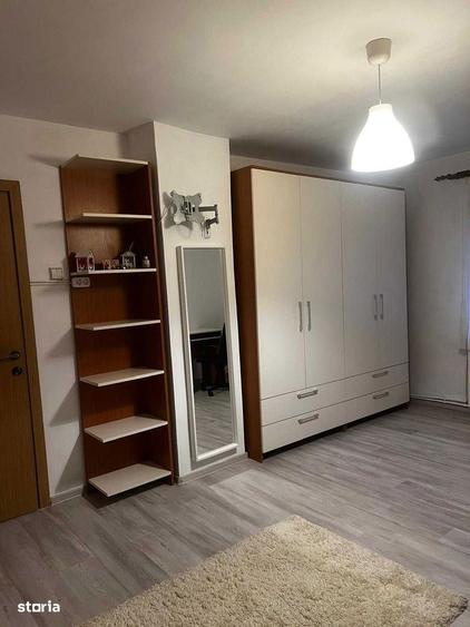 Metrou Pacii, apartament 4 camere , decomandat utilat ?i mobilat - 1