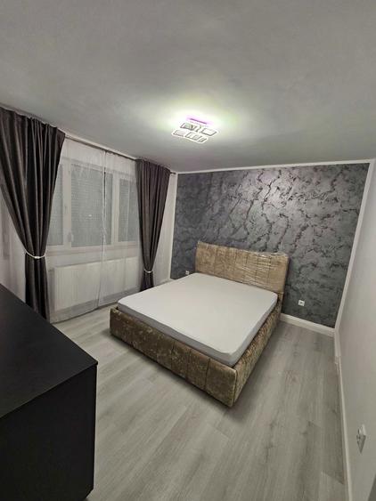 Proprietar, inchiriez apartament 2 camere, Micro 17, Parter. - 5
