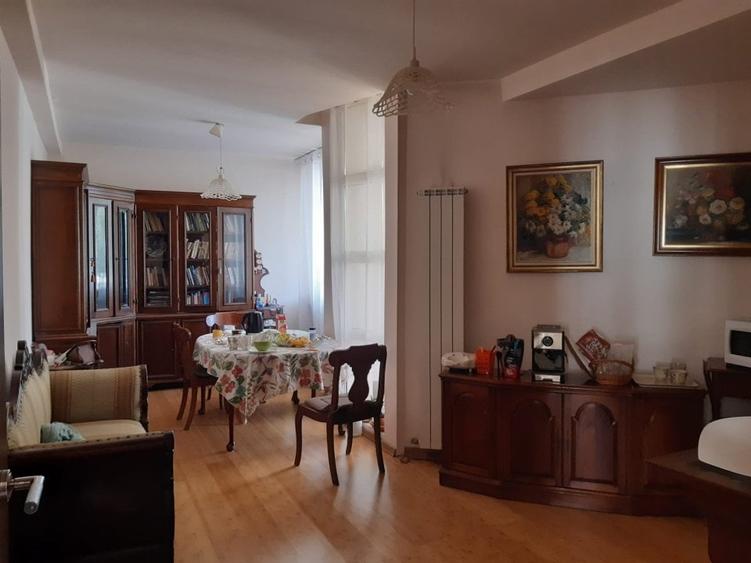 Arh. mediteraneana,constr.2012,garaj demisol 120 mp,7 camere,5 bai,7 min metrou - 6