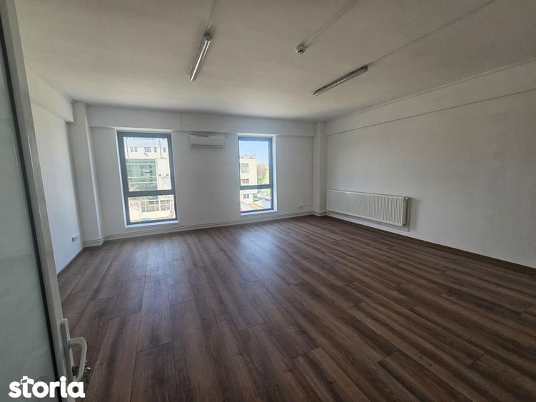 Spatiu de birouri 32mp, de inchiriat. Galata - Nicolina. Comision 0 - 4