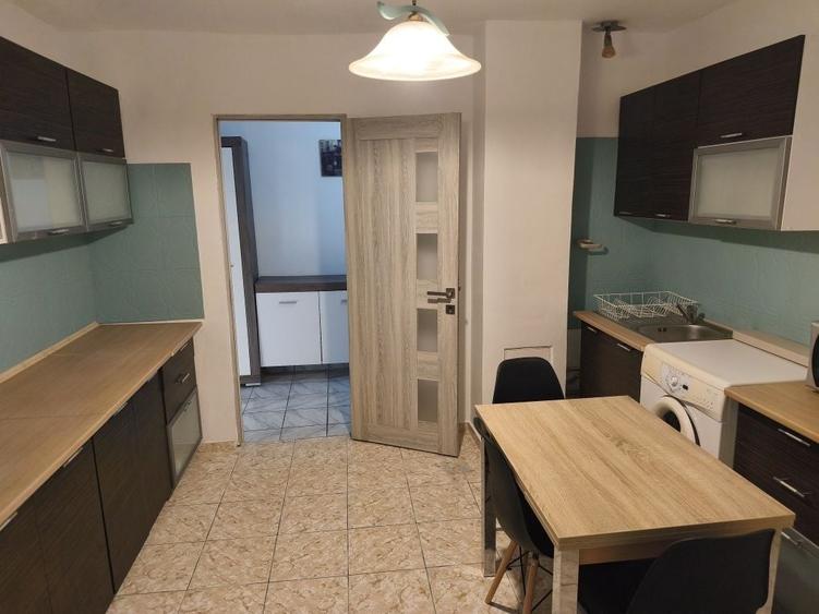 Apartament cu 2 camere decomandat în Bucovina
