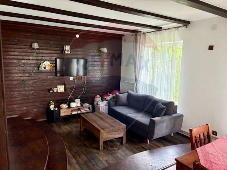 Casa / Vila cu 2 camere de vanzare - 7