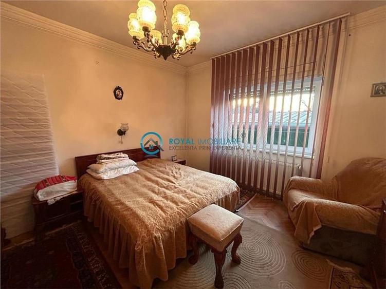 Royal Imobiliare - Inchiriere apartament 4 camere in Vila - 8