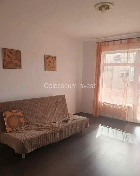 Apartament 2 camere, decomandat - zona Grivitei