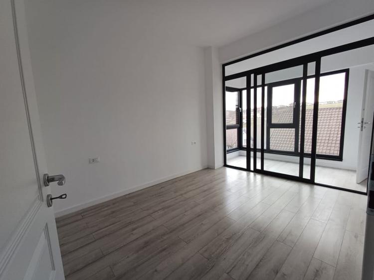 APARTAMENT DECOMANDAT CU 2 CAMERE IN NICOLINA-CAPAT CUG , BLOC NOU - 2