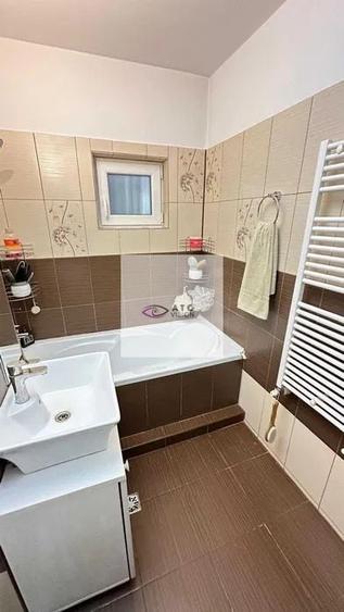 Apartament 4 camere - Sos. Salaj - Centrala proprie - 2 balcoane - 7
