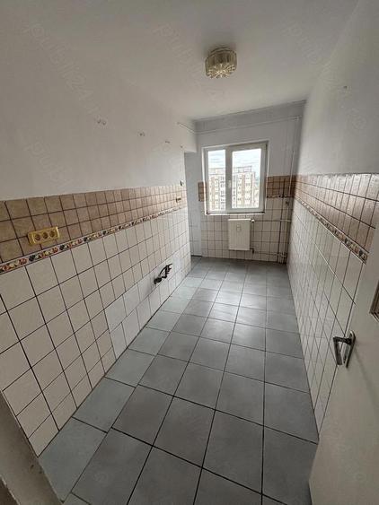 Apartament 3 camere, 74mp, decomandat, Aurel Vlaicu (Lebada), Arad - 3