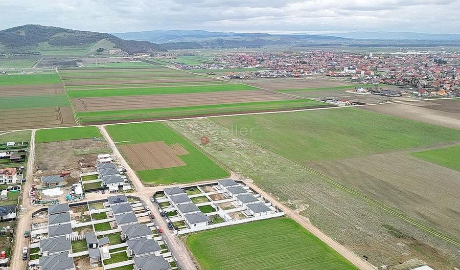 Teren intravilan - 18