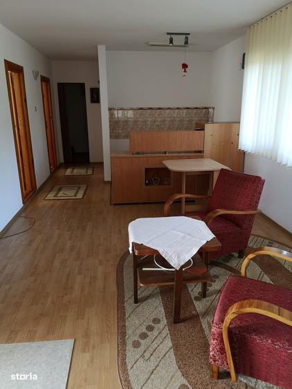 Vand casa lemn in sat Otvesti - 11