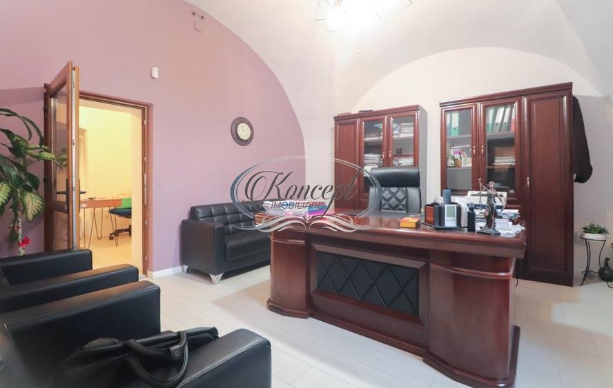 Birou in cladire istorica cu terasa si boxa, strada Eroilor - 1