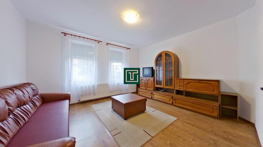 Casă cu 3 camere de vânzare în Arad – cartier Pârneava, complet renovată - 13