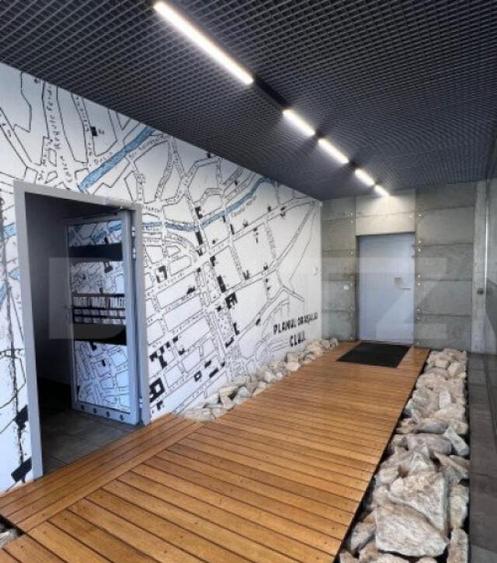 Hala cu pod rulant, cladire admininstrativa. Top! - 8