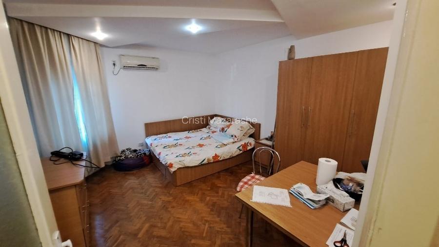 Piata Victoriei, garsoniera de vanzare, p/8, centrala proprie, 29 mp, bloc mixt Piata Victoriei, garsoniera de vanzare, p/8, centrala proprie, 29 mp, bloc mixt