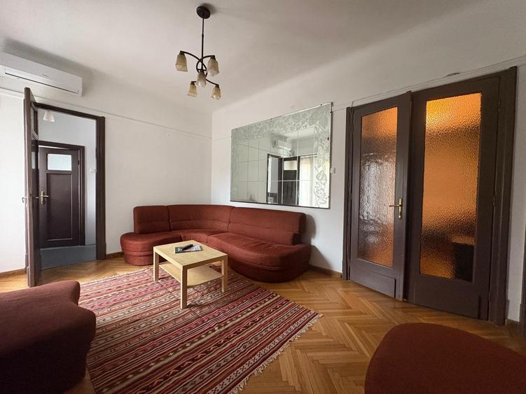 UNIVERSITATE, Rosetti fara risc seismic sau urgenta, centrala proprie - 1