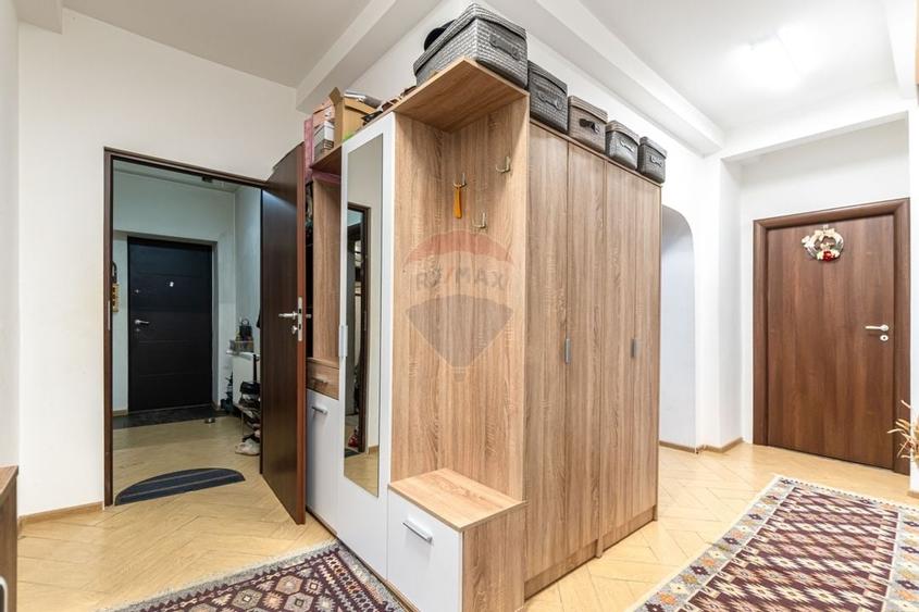 Vila cu 8 camere, 7150 mp teren intravilan I OZUN, COVASNA| COMISION 0 - 8