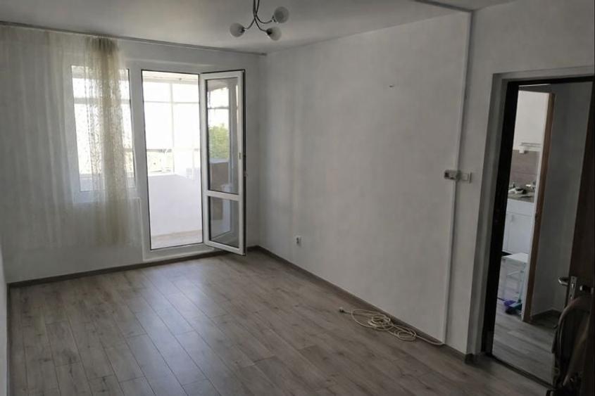 Garsoniera decomandata 33 mp Astra - 4