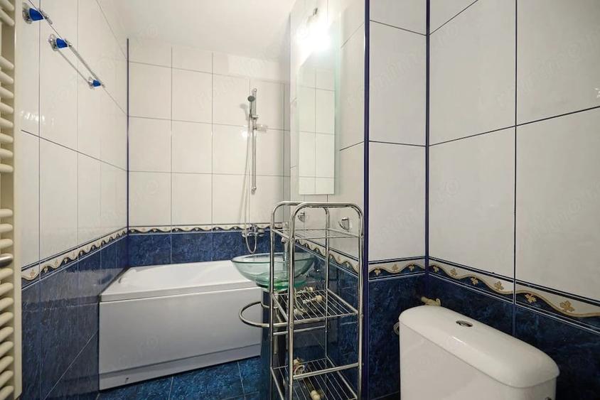 Apartament cu 3 camere decomandat în Ultracentral