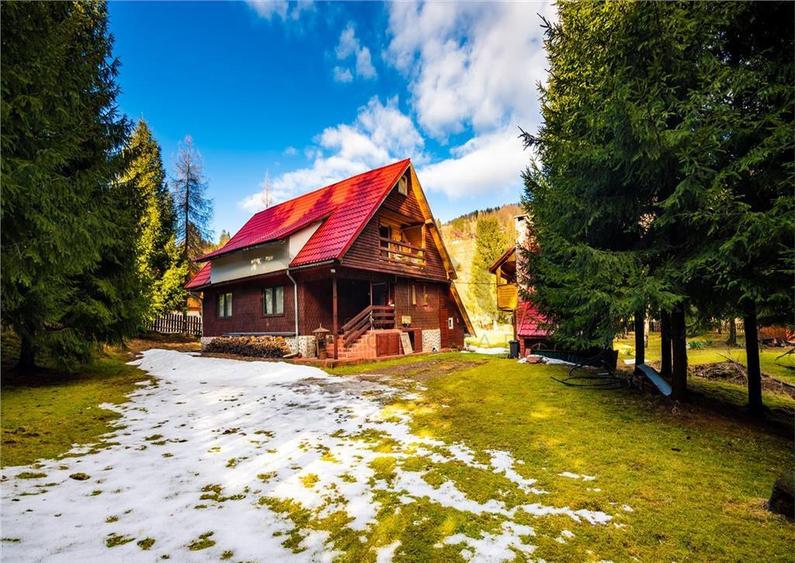 Pensiune cu 10 camere si 3700 mp teren, Arieseni - 16