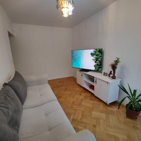 apartament decomandat zona nord etaj 2 - 5