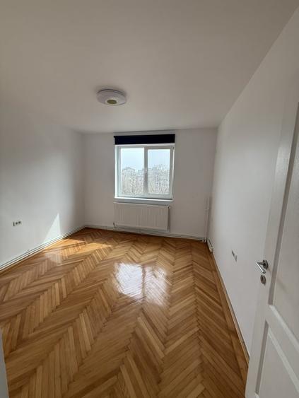 Apartament 2 camere – Zona Tomis 3 - 5