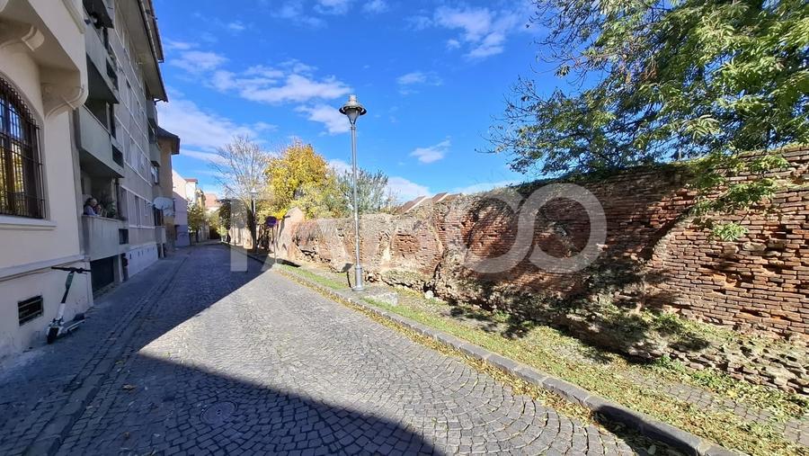 Casa individuala de vanzare in Centrul Istoric strada Manejului Sibiu - 3