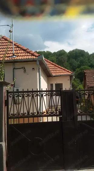 Casa in comuna Savar?in - 1