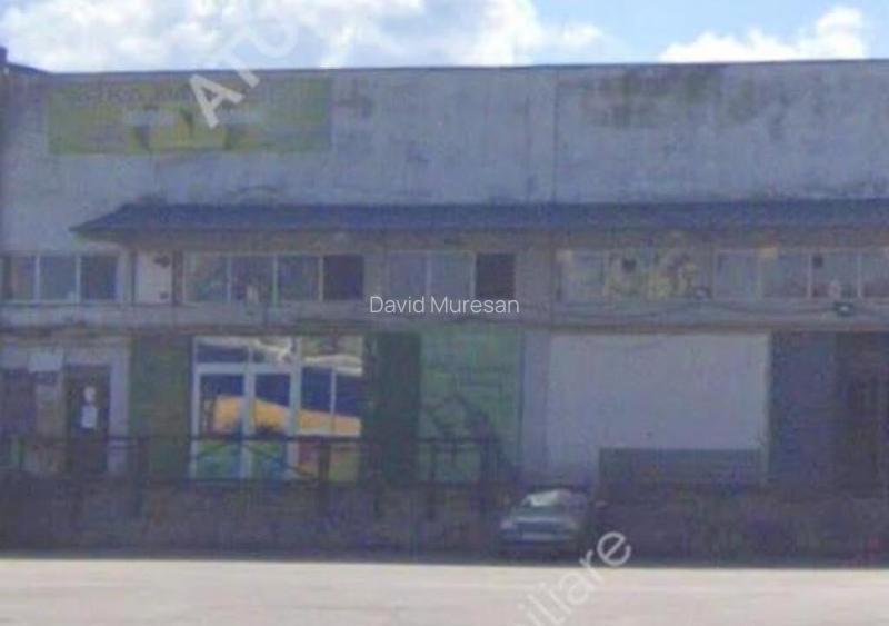 Hala de 300 mp cu oficiu si baie proprie in zona Turnisor di