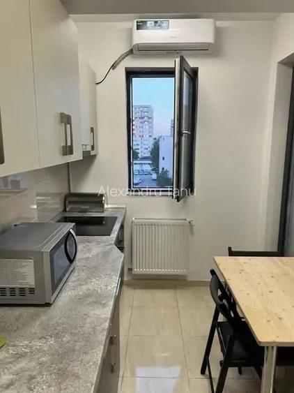 Proprietar | Garsoniera lux | Bloc 2022 | Metrou Pacii | 420