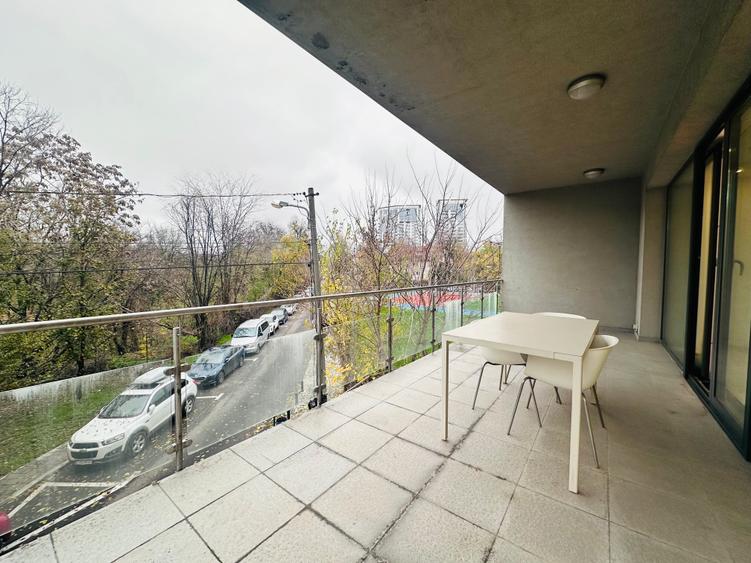 4 Camere || Decomandat || 4 Bai || 3 Terase - 4