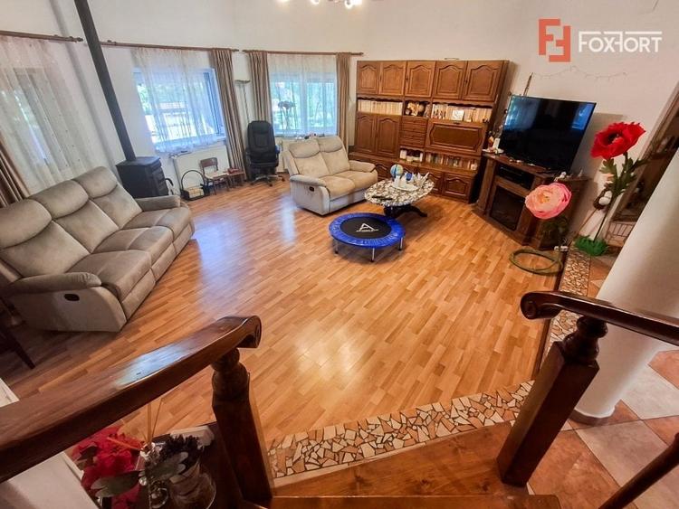 Casa individuala cu 8 camere si teren de 832 mp de vanzare, zona Girocului - 4