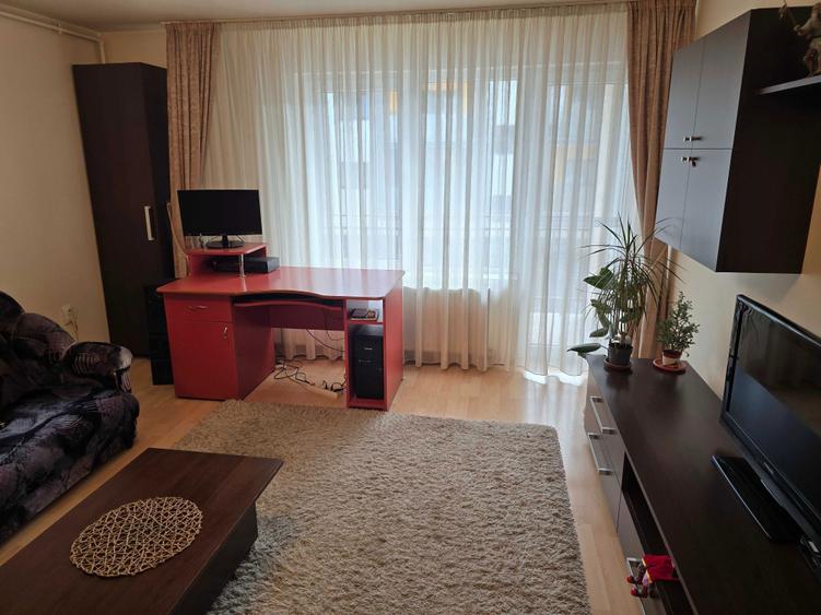 PF vand ap. 65 mp. semidecomandat in Floresti str.Teilor jud. Cluj. - 2