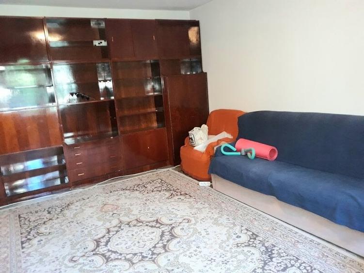 Tei, Maica Domnului, OMV, semistradal, bloc mixt, 1988 - 3