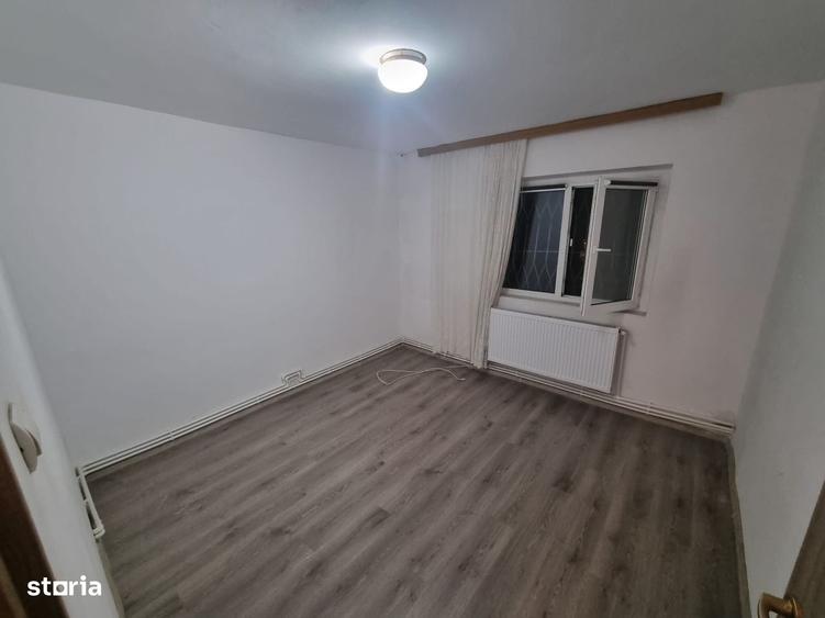 Apartament cu 2 camere decomandat, mobilat în Faleza Nord