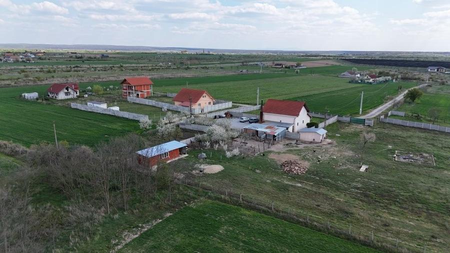 Spațiu comercial, în Sânmartin