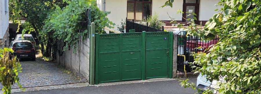 Casă cu 3 camere în Central