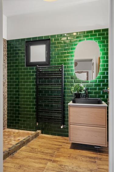 Casă individuală cu 4 camere cu Canalizare în Calea Călărașilor